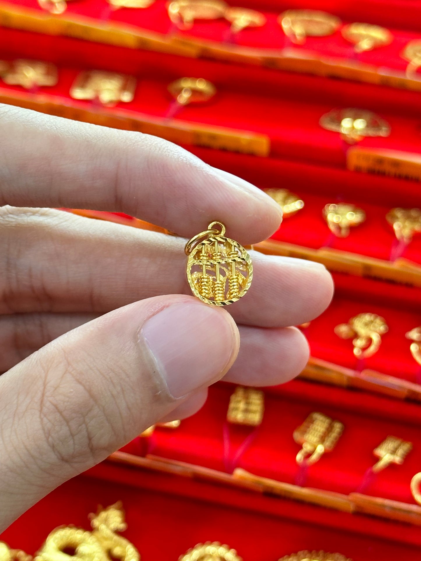 HuaShing 916/22k Fortune Abacus Pendent 福算盘吊坠