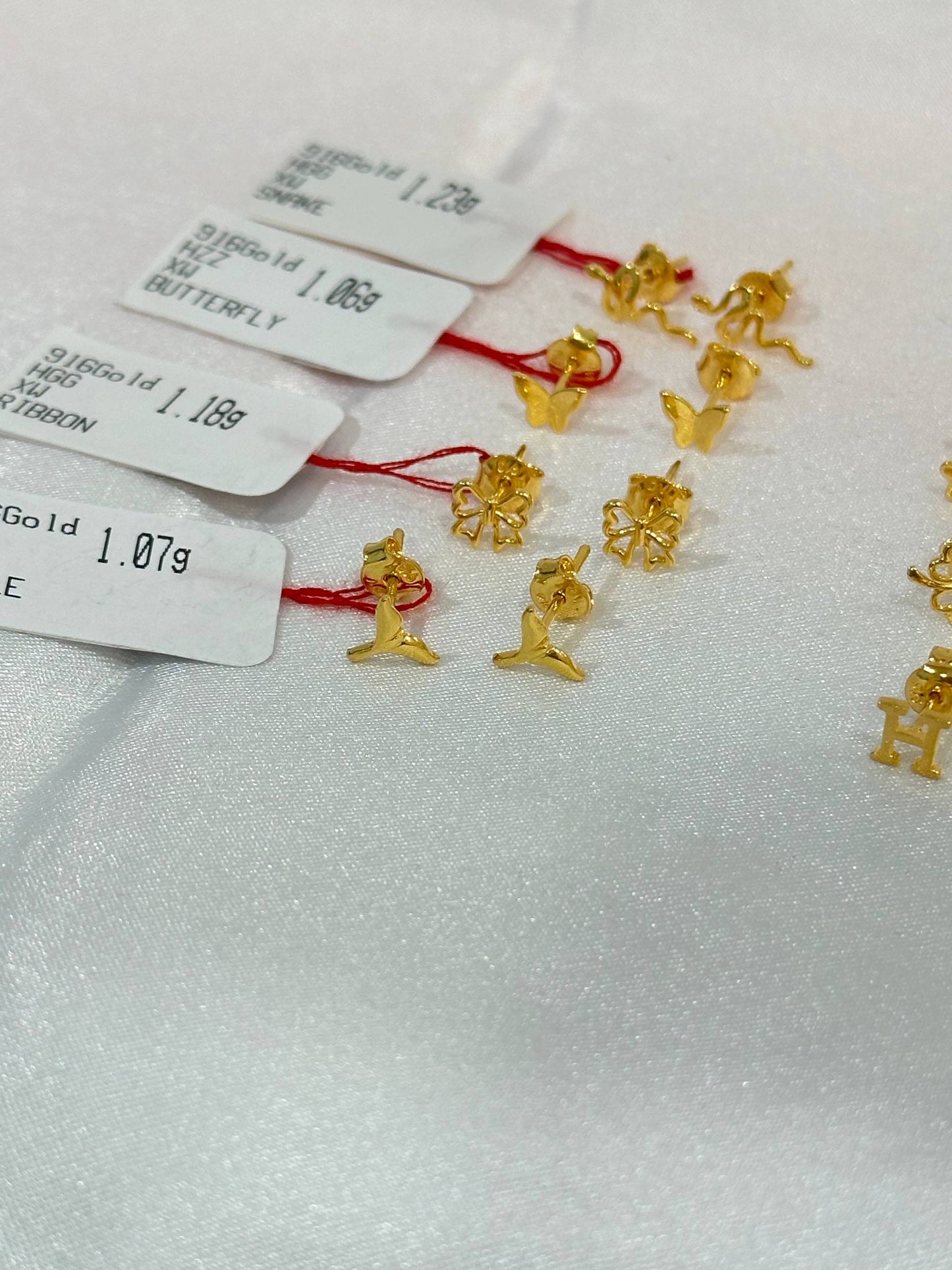 HuaShing 916/22k Earring 耳环